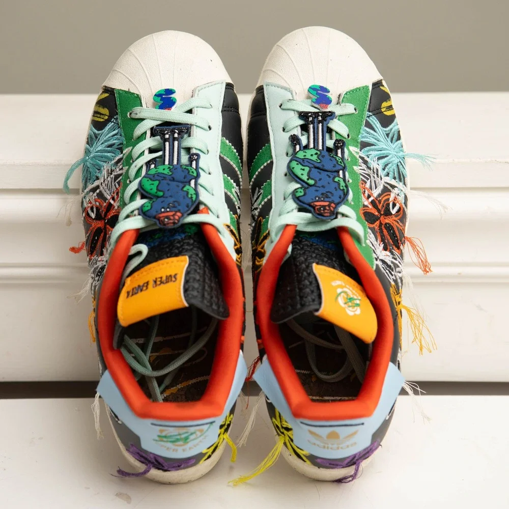 Adidas Super Earth M8.5 Superstar Artistic Streetware Pop Art Colorful Limited‎